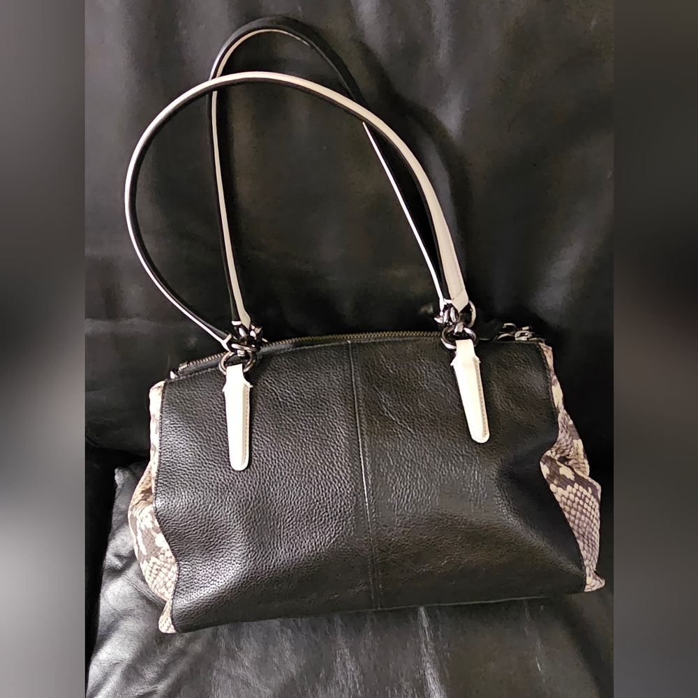 Coach F57507 Christie Carryall Shoulder Bag Python Snake Exotic Black Purse EUC - Picture 16 of 16